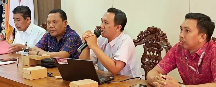 Perbekel Desa Kukuh Kerambitan Paparkan Desa Era 4.0 Ajak Adopsi Teknologi di Desa Delod Peken Tabanan